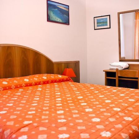 B&B Il Colle Serra San Quirico Esterno foto