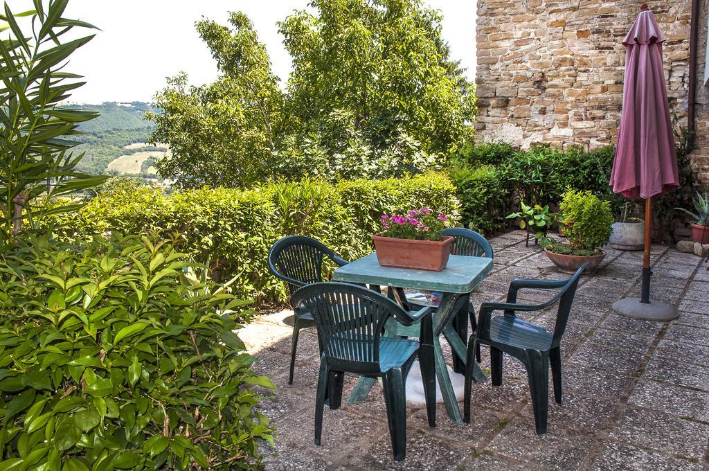 B&B Il Colle Serra San Quirico Esterno foto